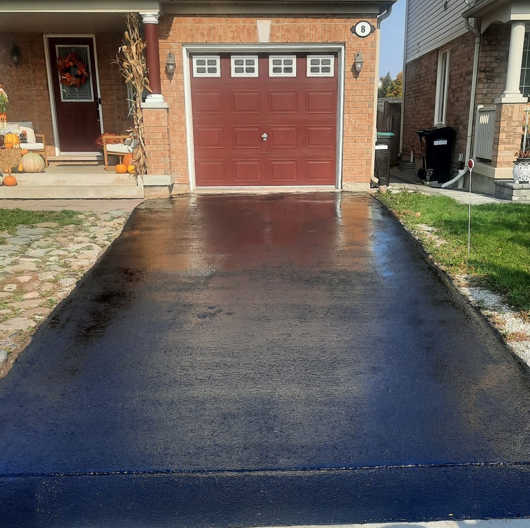 asphalt sealing